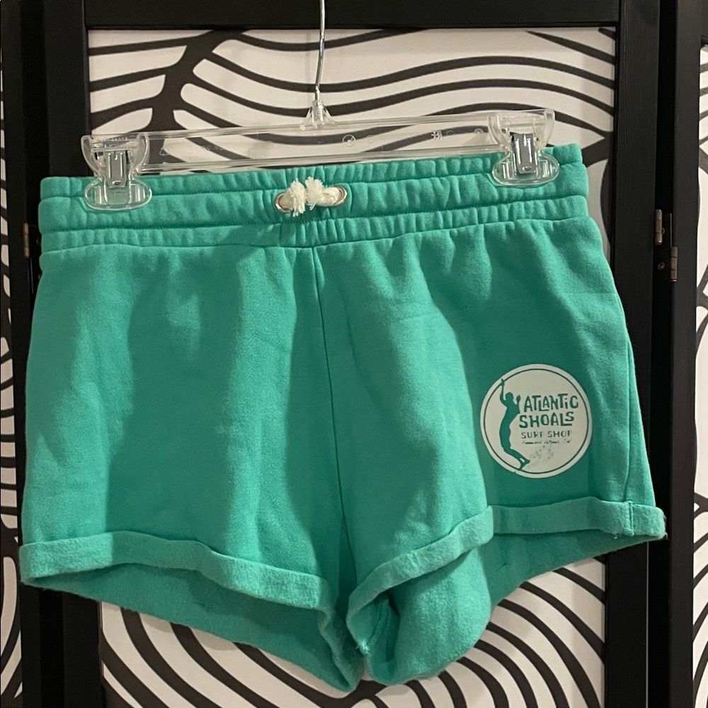 Atlantic Shoals Surf Shop Women's Green Shorts size small new!